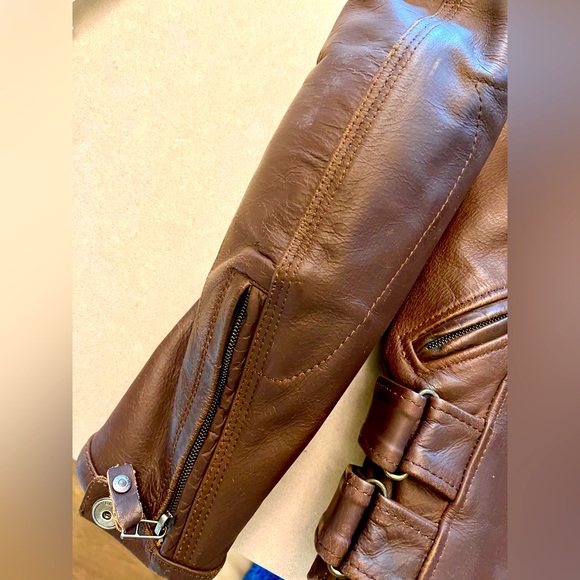 Women’s Leather REV’IT Motorcycle Jacket Size 38 (Small). - Picture 10 of 10